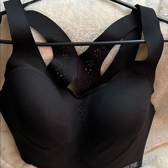 Victoria’s Secret Angel Max Sport Bra - Picture 9 of 12
